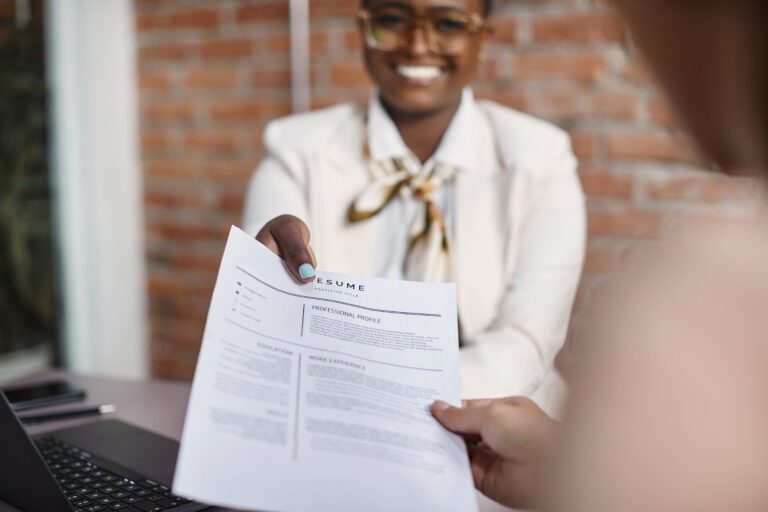 Top tips for writing an effective resume as a pharmacist